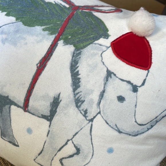 Jingles and Joy Pillow ADORABLE! - Picture 2 of 6